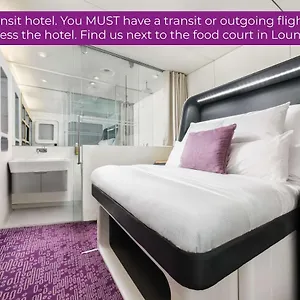 Hotel Yotelair Amsterdam Schiphol Transit, Amsterdam Airport Schiphol